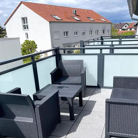 Lägenhet Spacious With Balcony Bad Friedrichshall